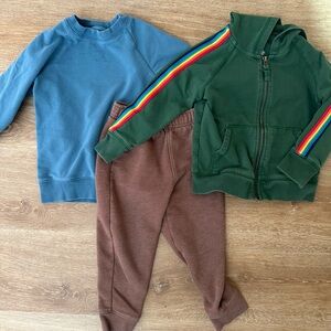 Cozy sweatshirt / sweatpant 3-4 yr old toddler bundle - Primary and Cat & Jack